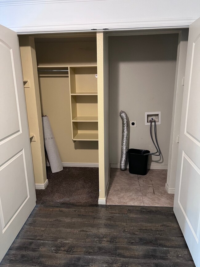 Closet and Wash/Dryer Hookups - 5760 S 900 E