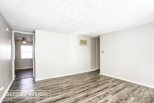 Foto del edificio - 8426 E 36th Pl