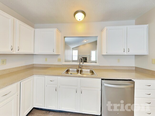 Building Photo - 6028 Hayford Ct