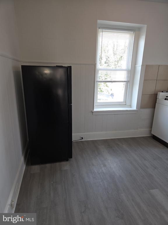 Building Photo - 1435 W Cayuga St