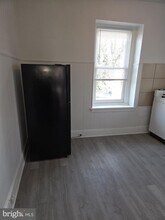 Building Photo - 1435 W Cayuga St