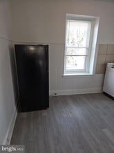 Building Photo - 1435 W Cayuga St