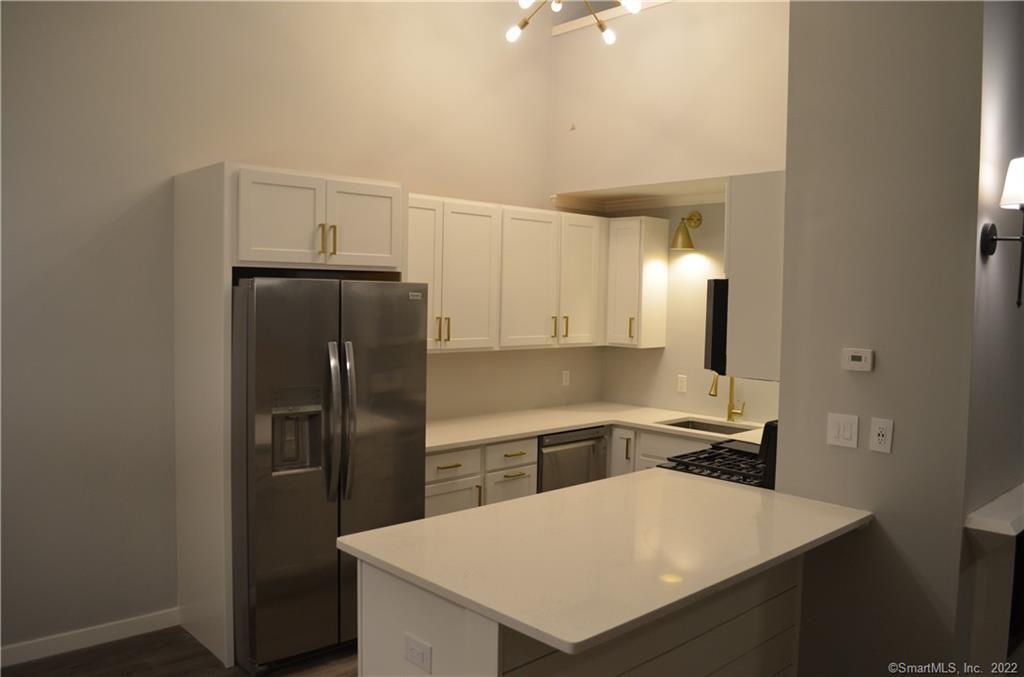 2 Earls Ct Unit D, Farmington, CT 06030 Condo for Rent in Farmington