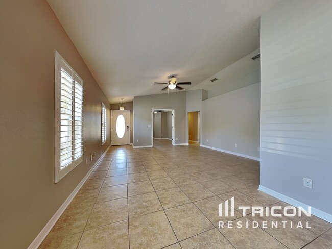 Foto del edificio - 10109 37th Ct E
