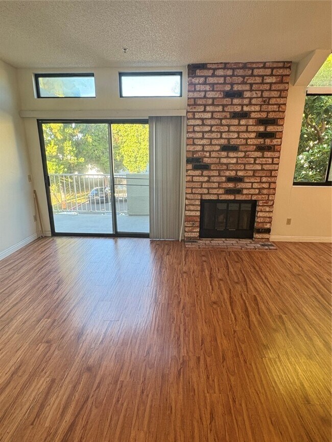 Foto del edificio - 17641 Sergio Cir