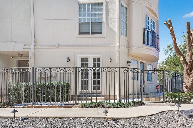 Foto del edificio - 105 Detering St