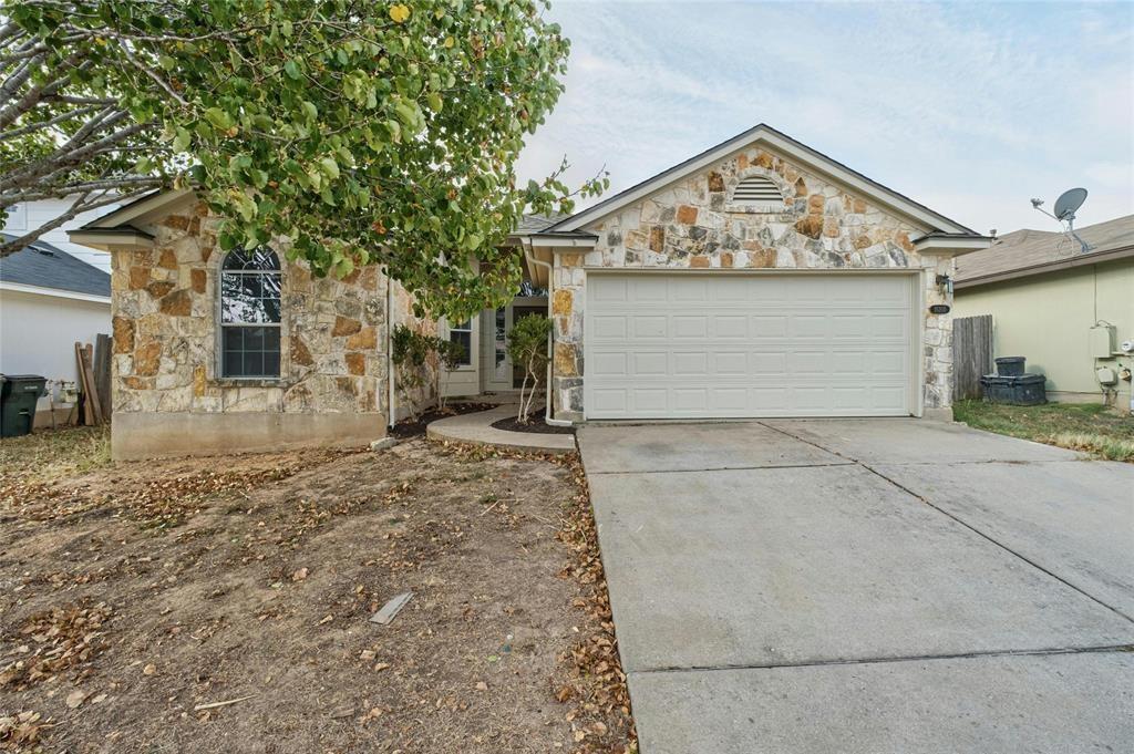 Foto principal - 15205 Bullace St