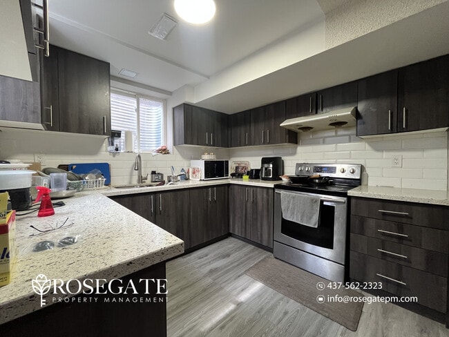 Building Photo - 2-Bedroom Basement Apartment in Mississauga | 800 Sq. Ft. + Parking