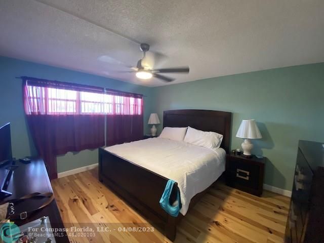 Foto del edificio - 9420 S Hollybrook Lake Dr