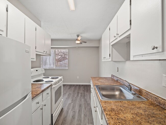 Interior Photo - Hollydale Apartments