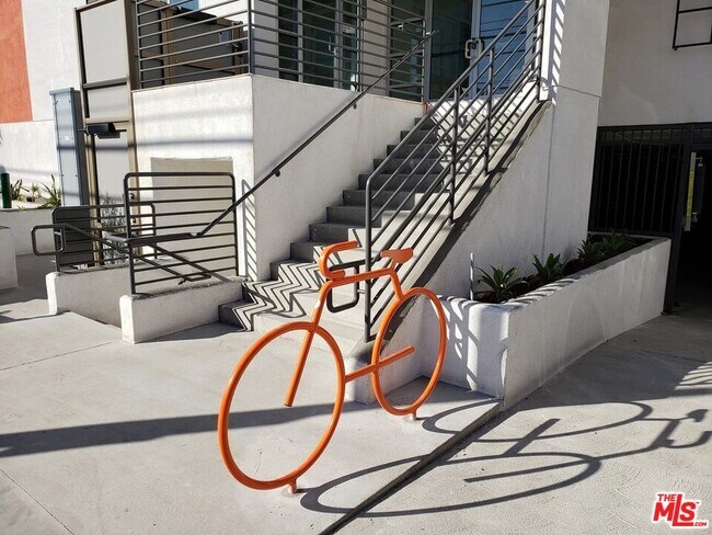 Building Photo - 2701 James M Wood Blvd