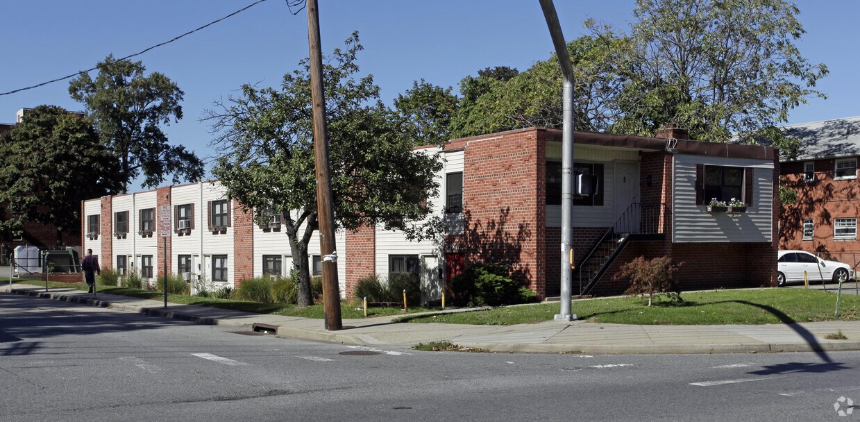 Foto principal - 151 W Columbia St