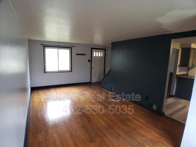 Foto del edificio - 1112 Jacks Run Rd