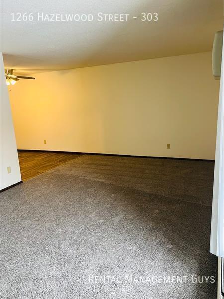 Foto del edificio - Quiet 1 bedroom with Carpet