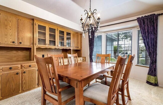 Foto del edificio - 2880 Spalding Dr