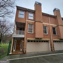 Building Photo - 687 Bonaventure Ave NE