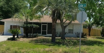 Building Photo - 931 Cedar Cir