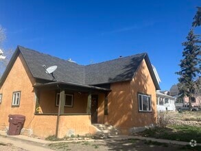 Building Photo - 1013 Arizona Ave