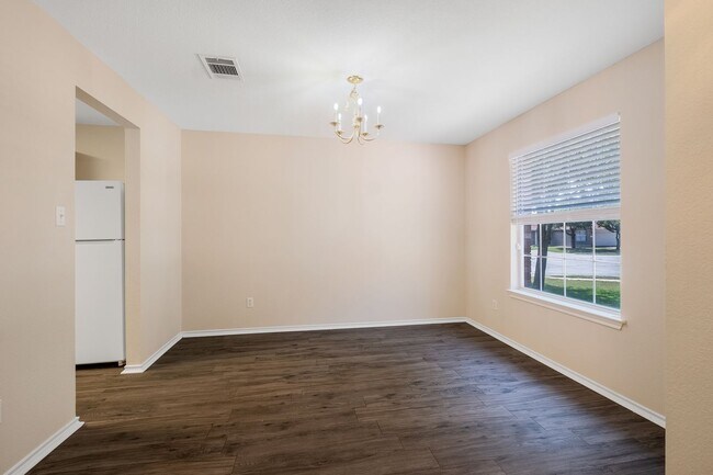 Foto del edificio - 18220 Canopy Ln
