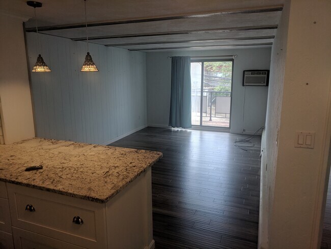 Building Photo - 505 Washington Ave
