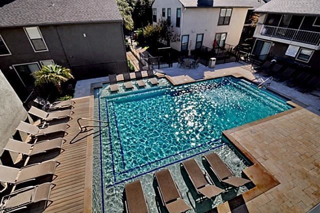 Primary Photo - 5909 Birchbrook Dr