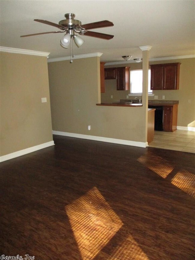 Building Photo - 7511 Royal Oaks Dr