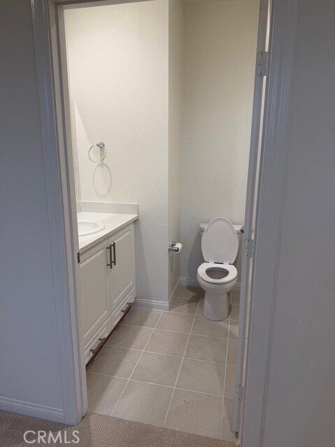 Foto del edificio - 2420 E Lincoln Ave