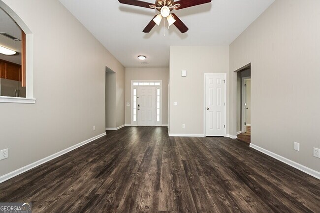 Foto del edificio - 114 Rockbridge Loop