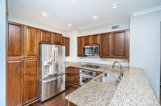 Foto del edificio - 12655 Savannah Creek Dr