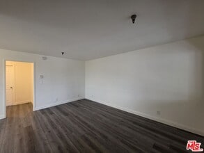 Building Photo - 3204 139th St