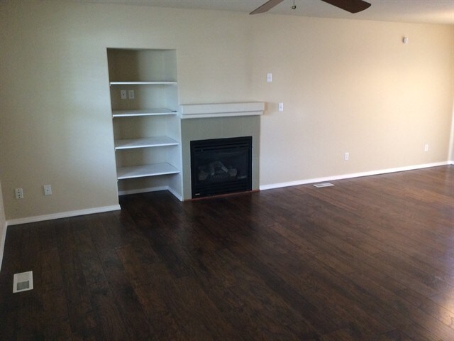 Foto del edificio - 940 Meadowlark Place