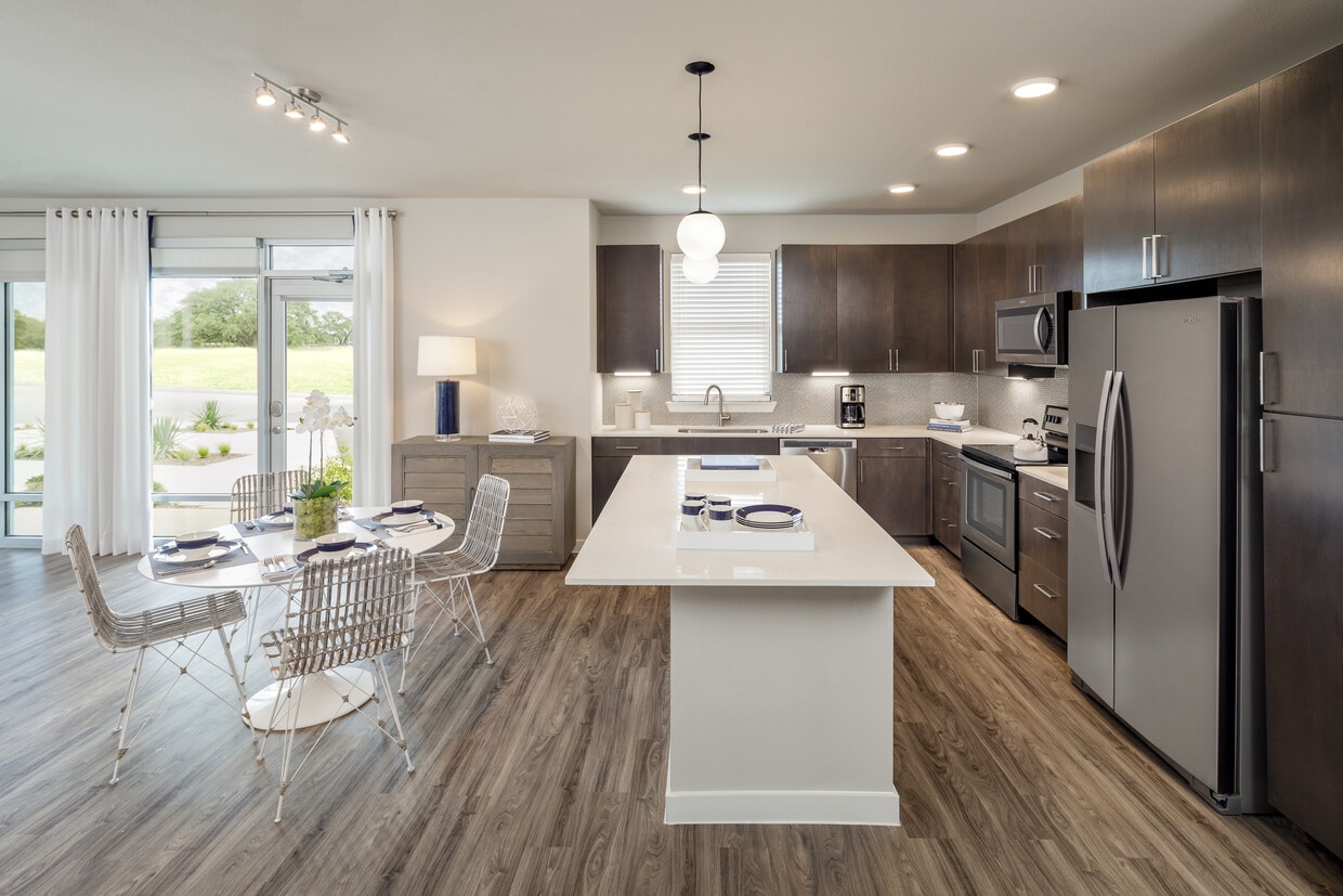 Tradehouse at Bulverde Marketplace Apartments in San Antonio, TX