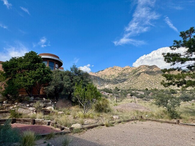 Foto del edificio - Sandia Heights Gem
