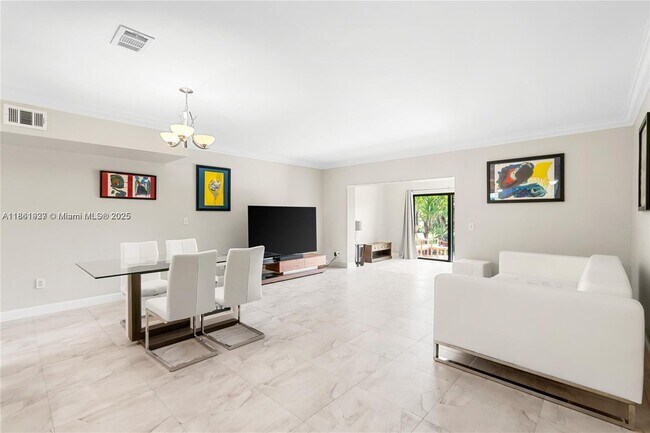 Foto del edificio - 2159 N 14th Ave