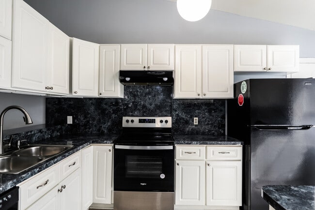 Building Photo - 11425 John Dory Way