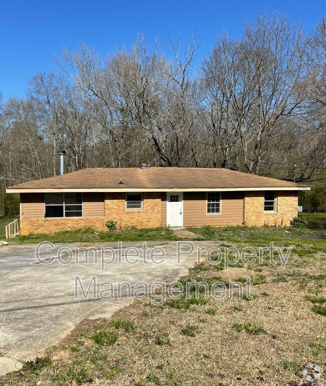 Eden Villas Apartments for Rent with EV Charging Birmingham, AL 1