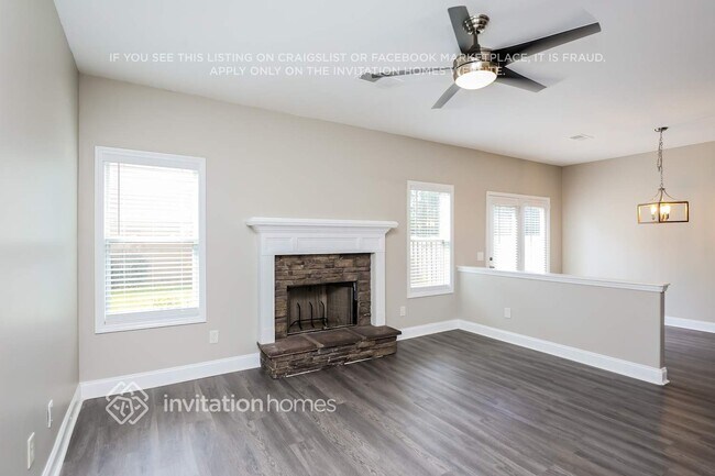 Building Photo - 1461 Lily Valley Dr