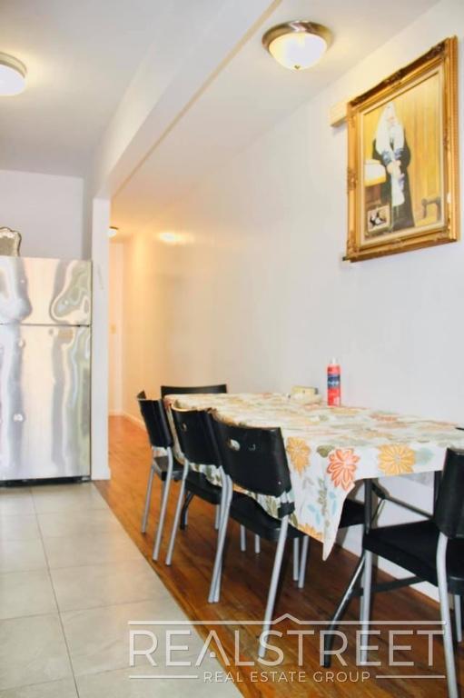 Foto del edificio - 1 Bed in Prime Crown Heights