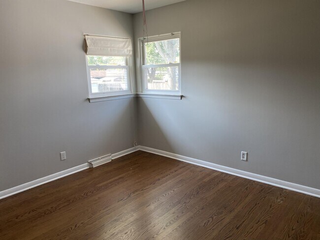 Foto del edificio - 8154 Columbia Ave