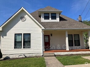 Building Photo - 1107 Holly St