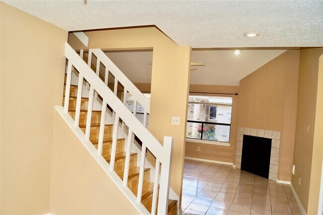 Building Photo - 4230 Hawk Meadow Dr