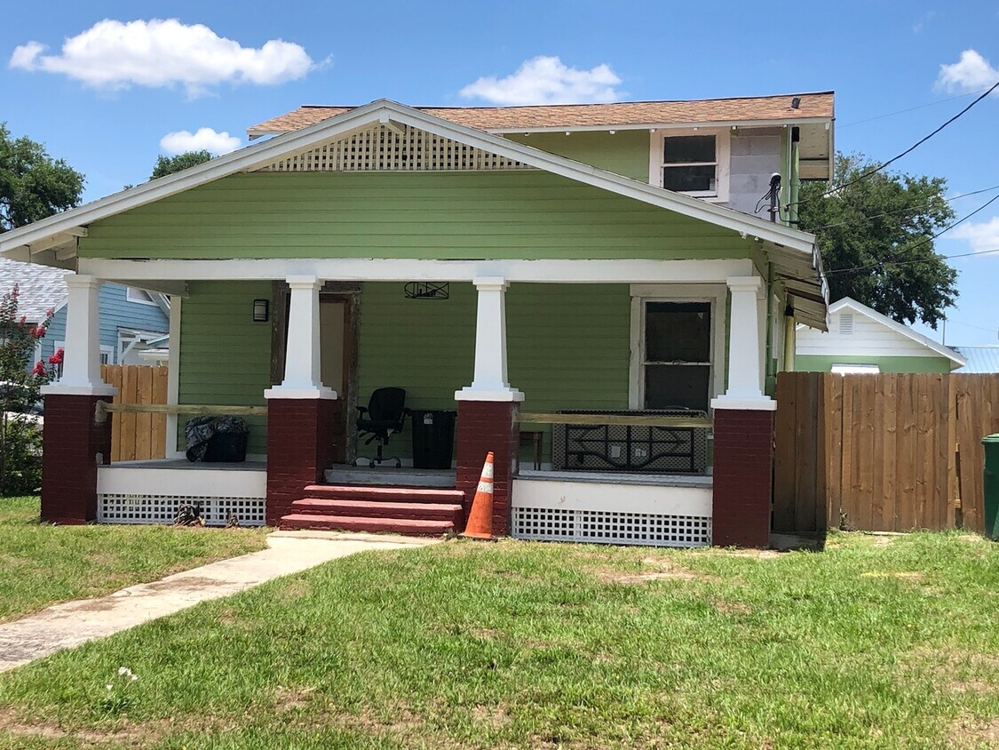 Foto principal - 99 W Lambright St
