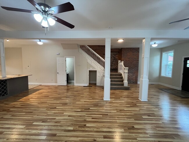 Building Photo - 6712 McPherson Blvd