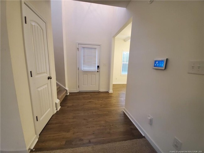 Foto del edificio - 1717 Cherrypoint Dr