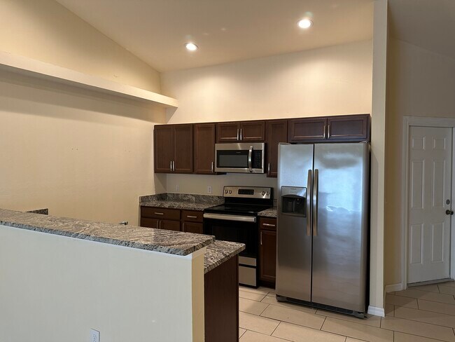 Foto del edificio - 1443 SE 10th Terrace