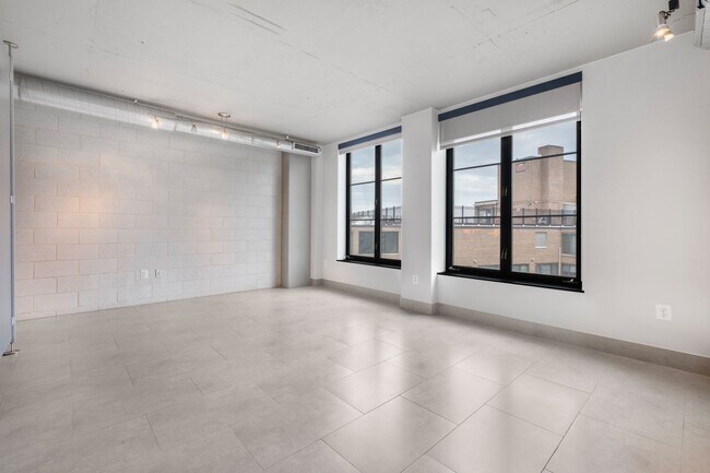 Building Photo - Lovely Studio-Style 1 Bedroom Condo Unit i...