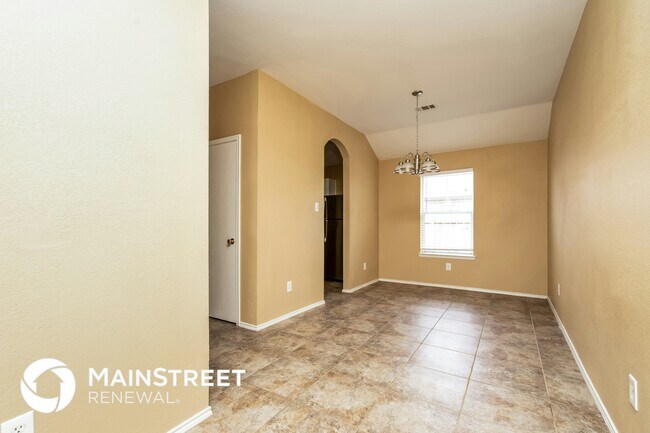 Foto del edificio - 1611 Emily Ln