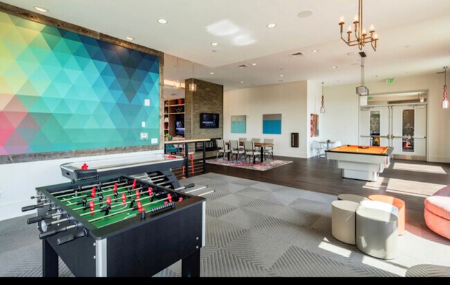Clubhouse - 3101 Brighton Plz