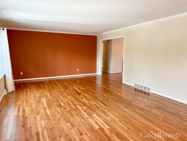 Foto del edificio - 6463 Oldbarn Ct