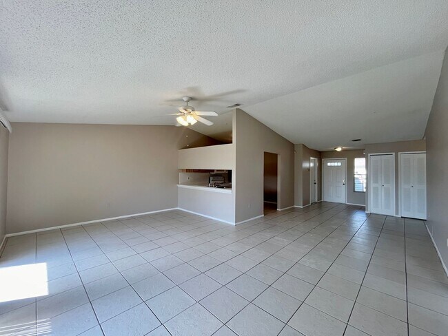 Foto del edificio - Orlando - 2 Bedroom, 2 Bathroom, 1 Car Gar...